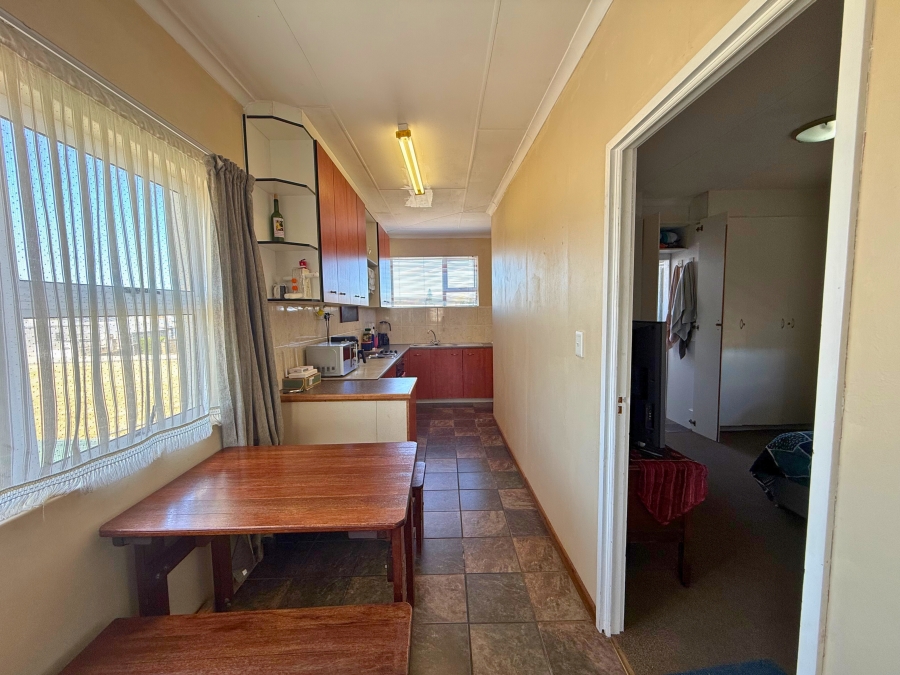 5 Bedroom Property for Sale in Country Club Western Cape